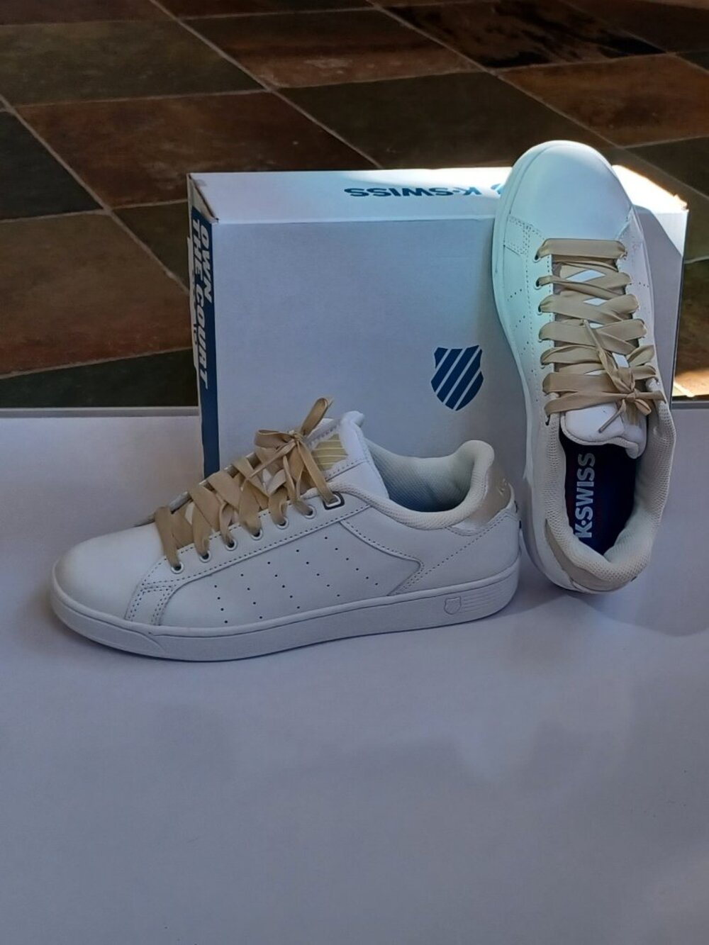 New K-Swiss Tennis Sneaker Shoe